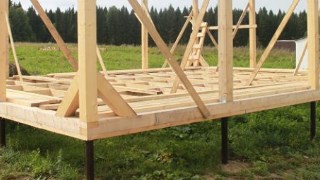 Сарай на винтовых сваях или хозблок на сваях Приморско-Ахтарск цена от 2512 руб. / шт.